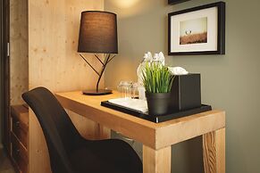 Sunrose 7 - Gourmet & SPA Hotel (16+)