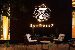 Sunrose 7 - Gourmet & SPA Hotel (16+)