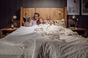Sunrose 7 - Gourmet & SPA Hotel (16+)
