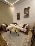 Riad NayaNour
