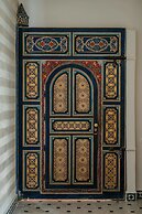 Riad NayaNour