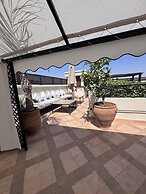 Riad NayaNour