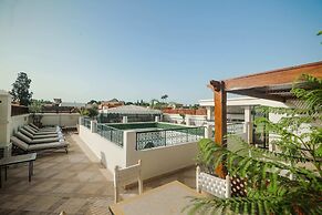 Riad NayaNour