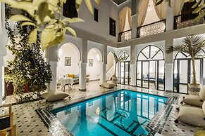 Riad NayaNour