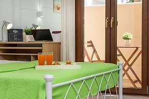 Naxos Diamond Studios Apartments