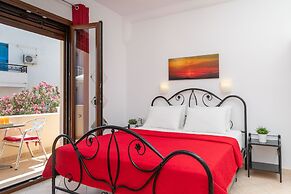 Naxos Diamond Studios Apartments