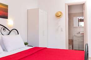 Naxos Diamond Studios Apartments
