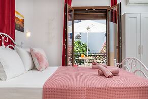 Naxos Diamond Studios Apartments