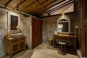Moringa Ubud Villa