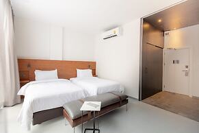 Reno Hotel Bangkok