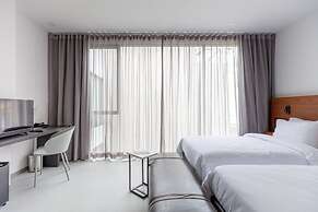 Reno Hotel Bangkok