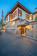 Cedrus Hotel