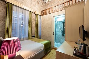 Cedrus Hotel