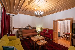 Cedrus Hotel