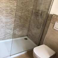 Shardan Guest House