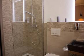 Shardan Guest House