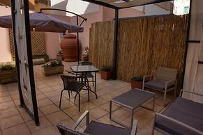 Shardan Guest House