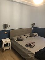 Shardan Guest House