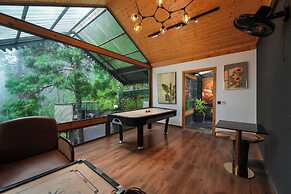 Kasauli Hills Resort