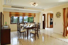 Villa Argyro