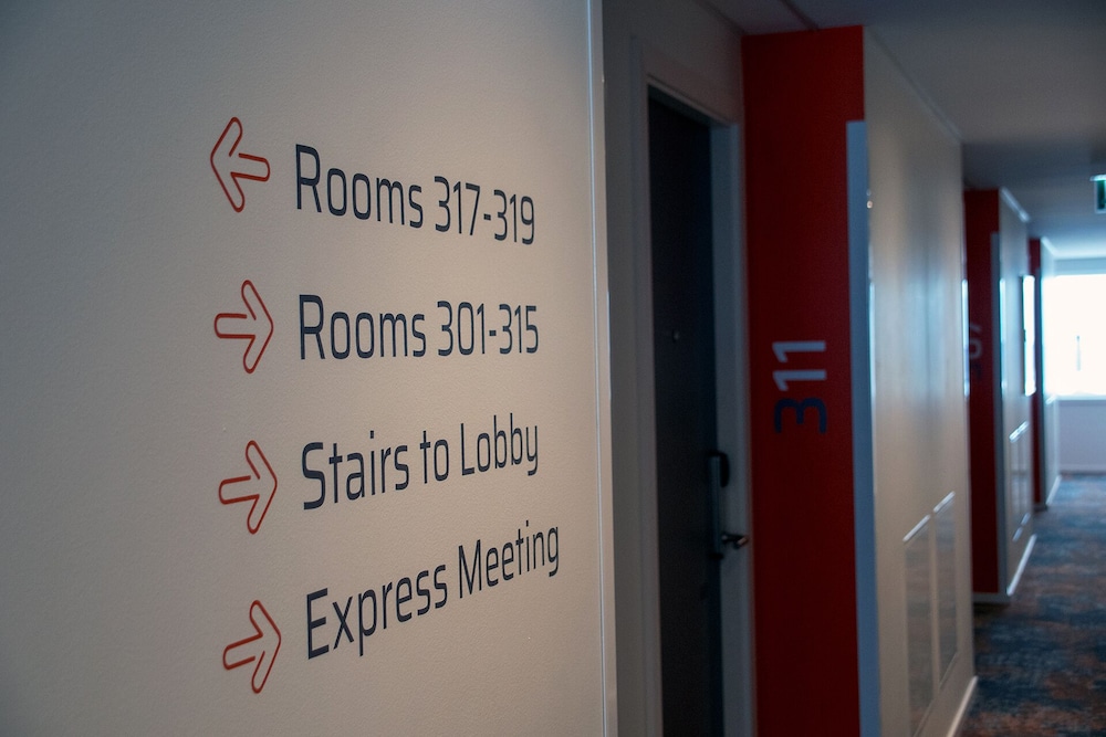 HHE Express Hotel