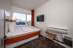 HHE Express Hotel