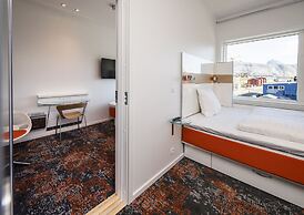 HHE Express Hotel