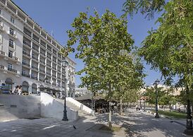 Ermou Stylish Suites by GHH