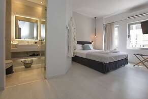 Ermou Stylish Suites by GHH