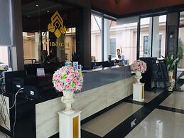 S-Tawan Hotel & Convention