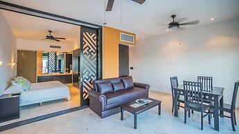 Las Brisas Condominios