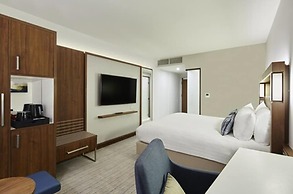 Courtyard by Marriott Inverness Airport