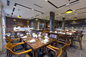 The Twin Hotel