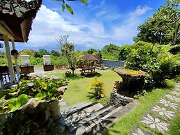 Hotra Hill Cottage