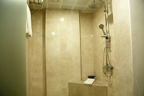 Al Madina Hotel