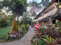 Puri Bali Lovina