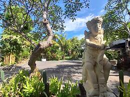 Puri Bali Lovina