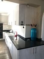 Caribbean Estates Villa & Apt