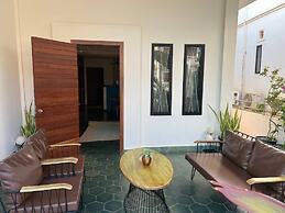 Baahu Villa