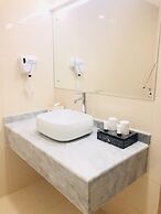 Seasons Hotel Barka