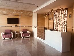 Seasons Hotel Barka