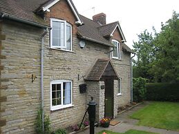 Macbeth Cottage