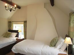 Macbeth Cottage