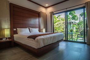 Baan Pinya Executive Bungalow