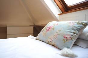 The Manor House Moreton