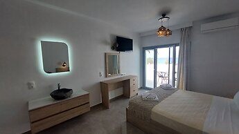 Stella Naxos Island