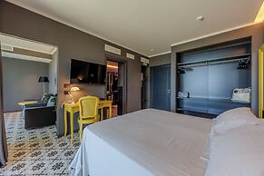 Hotel DeVille