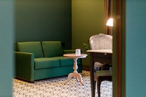 Hotel DeVille