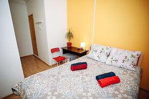 BigGal Rooms