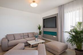 Villa Four Brothers Middle Floor